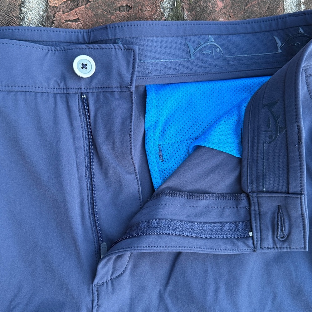 Southern Tide Flat Front navy Shorts size 34 - Picture 4 of 6